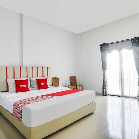 Oyo 2246 Anjung Bang Oking Hotel & Resort Pasarpulaupisang Zewnętrze zdjęcie